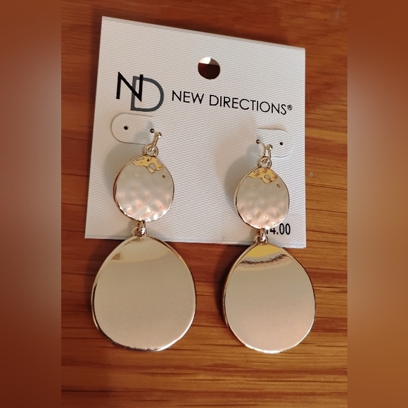 New Directions Women's Gold Earrings - Picture 3 of 4